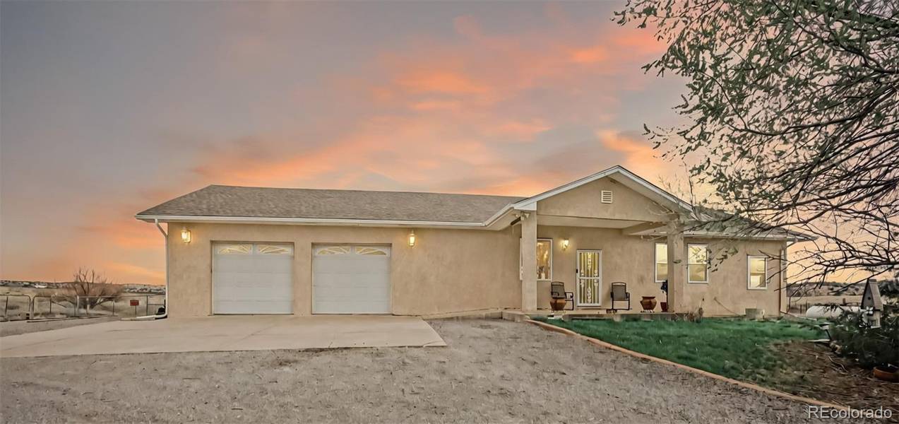 6055 Pine Bluff DR, Pueblo, CO 81004