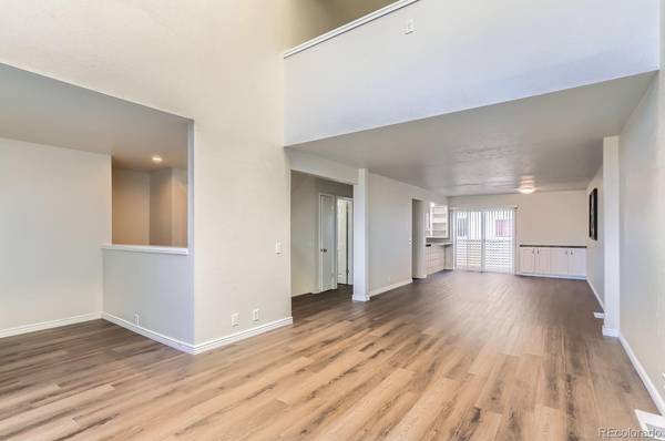 1050 S Monaco Pkwy #7, Denver, CO 80224