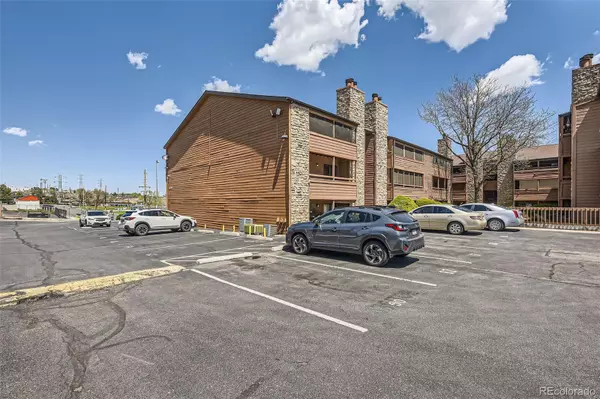 Englewood, CO 80110,4691 S Decatur ST #215