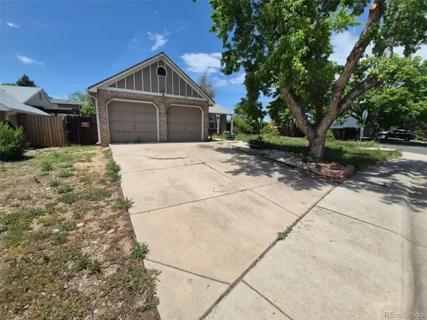 Aurora, CO 80013,4296 S Halifax WAY