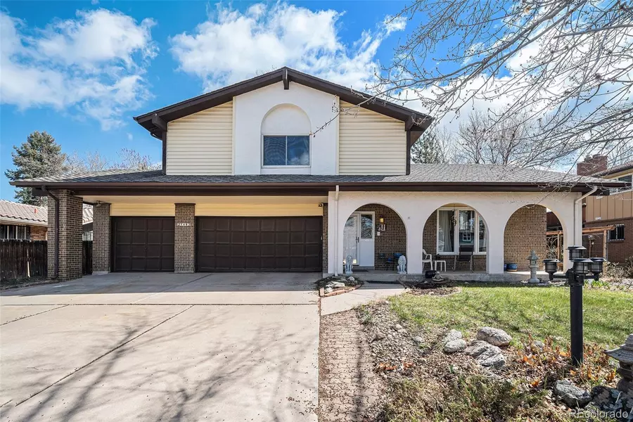 1482 S Lansing ST, Aurora, CO 80012
