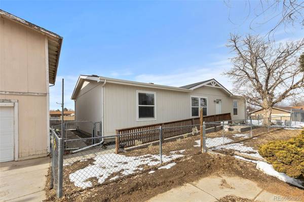 1216 Macdee CT, Dacono, CO 80514