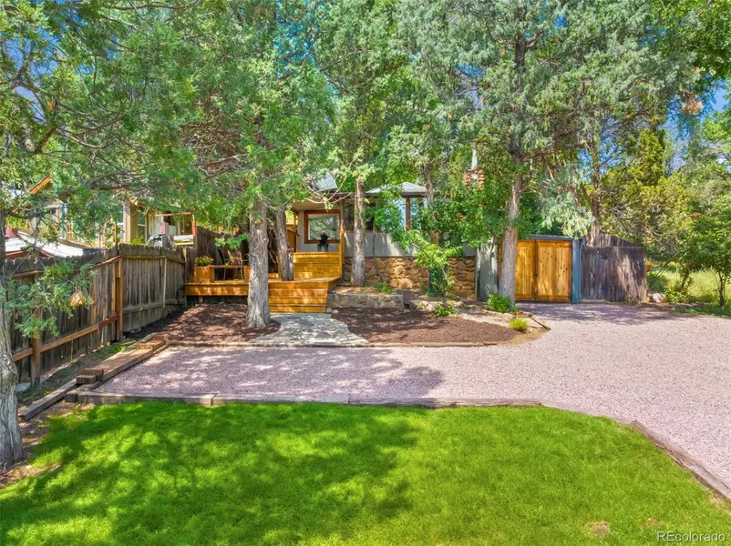 1818 Cheyenne BLVD, Colorado Springs, CO 80906