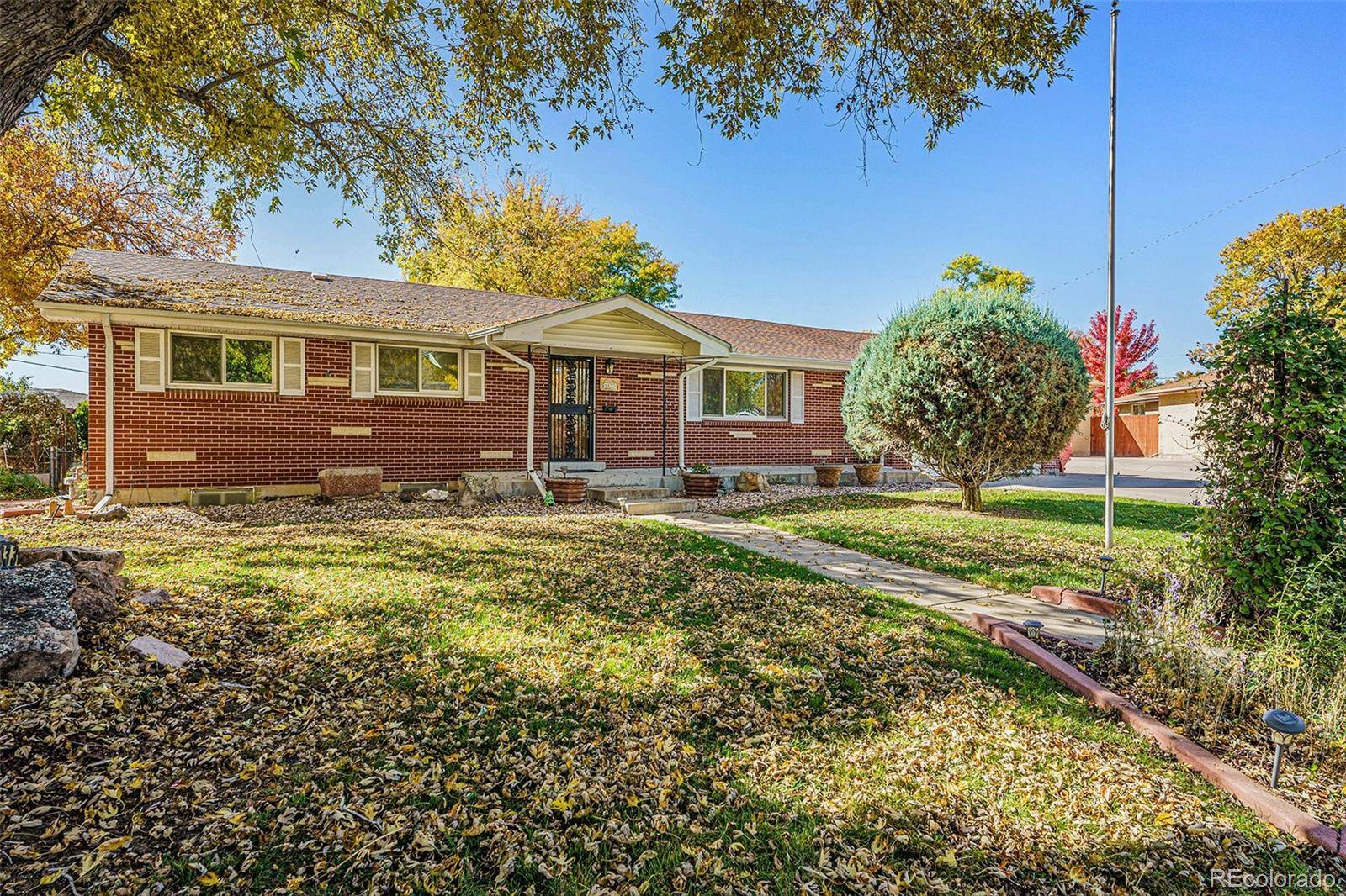 Arvada, CO 80004,5833 Swadley CT