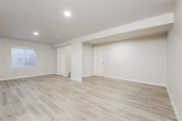 Denver, CO 80239,4942 Fontana CT