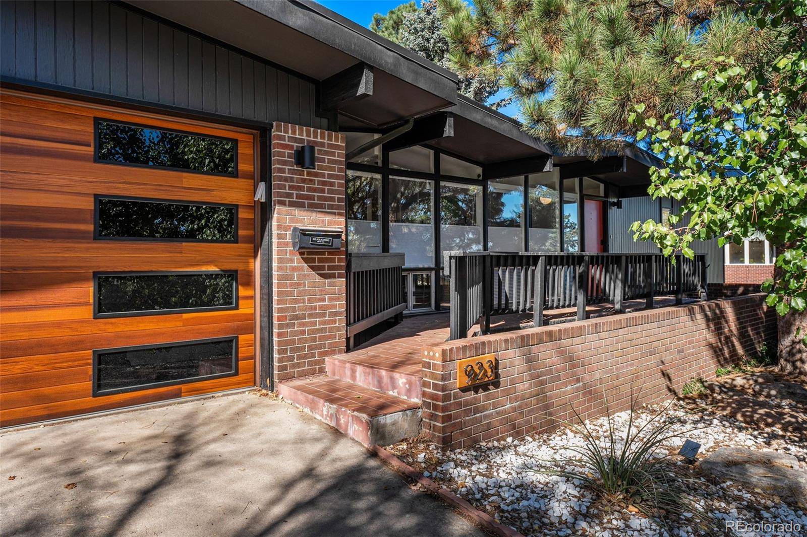 Lakewood, CO 80228,923 S Beech ST