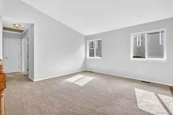Longmont, CO 80504,367 Wadsworth CIR