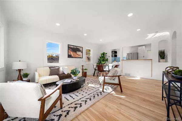 Englewood, CO 80113,3075 S Clarkson ST