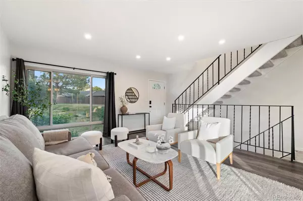 Littleton, CO 80123,4416 W Pondview DR