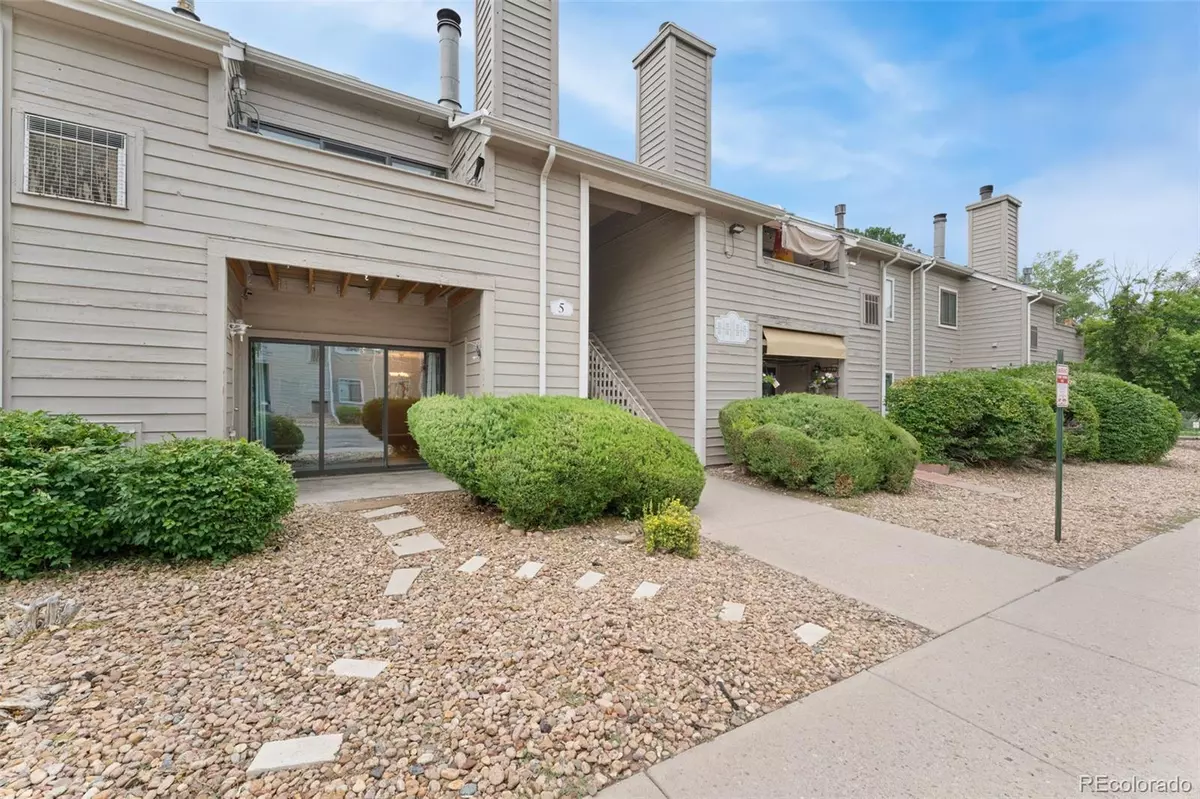 Denver, CO 80235,3600 S Pierce ST #5-101