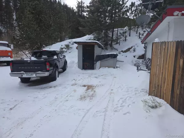 Golden, CO 80403,30200 Highway 72