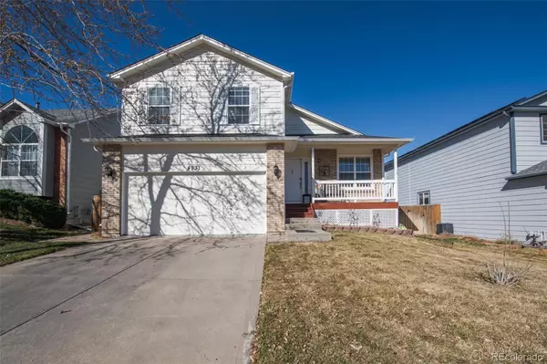 4931 S Danube ST, Aurora, CO 80015
