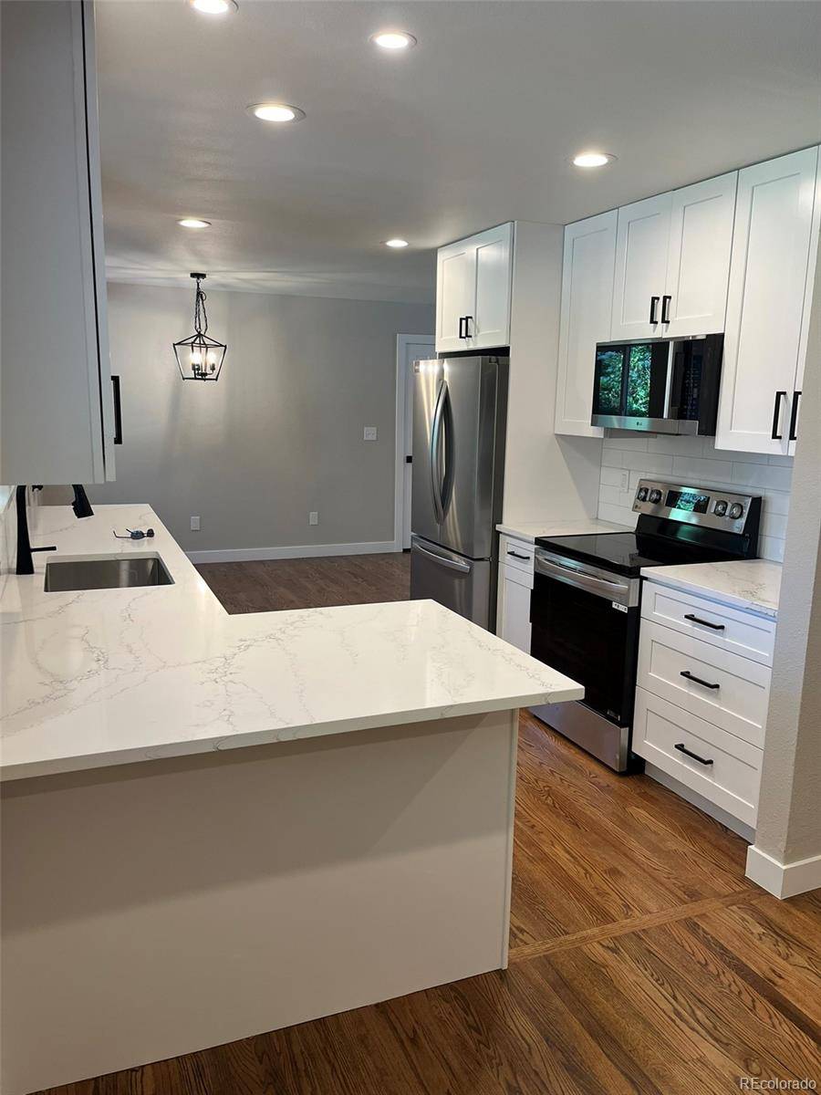 Denver, CO 80227,2836 S Fenton ST