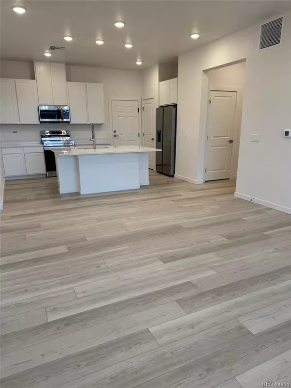 Denver, CO 80249,6153 N Ceylon ST #108