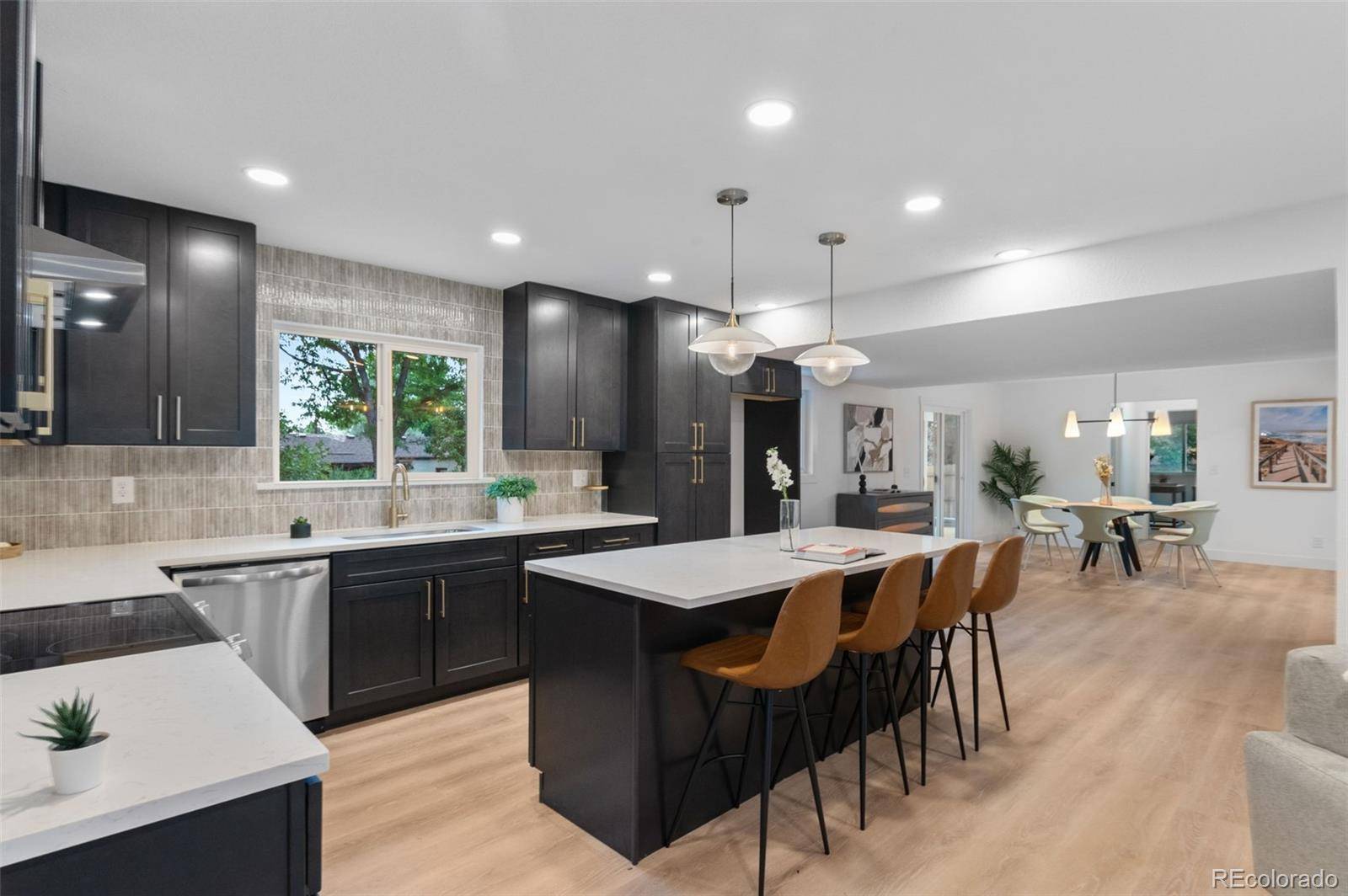 Littleton, CO 80128,6325 W Portland PL