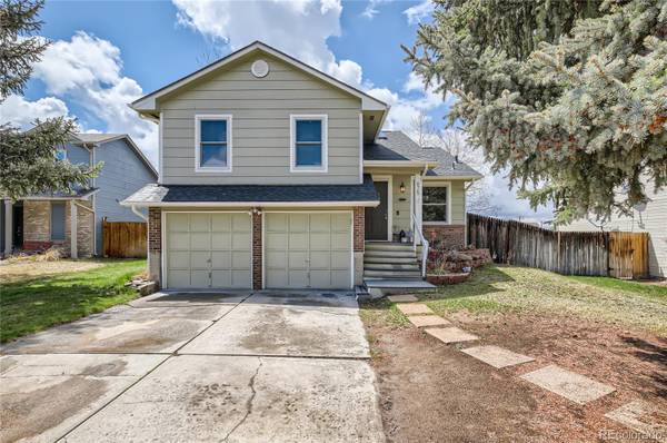 675 Howe ST, Castle Rock, CO 80104