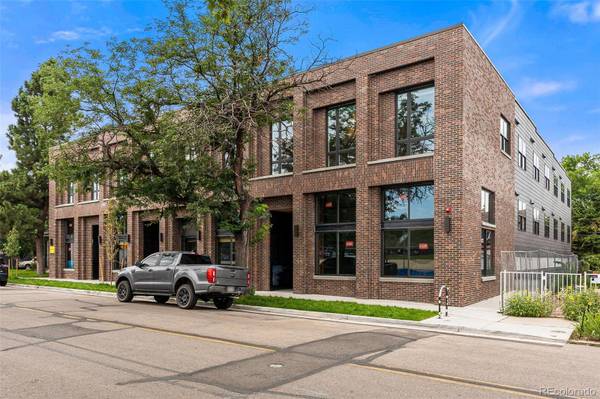 1775 S Pearl ST, Denver, CO 80210