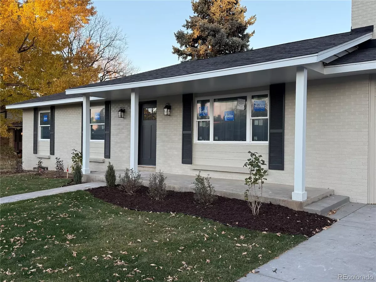 Littleton, CO 80120,7652 S Gallup CT