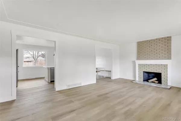 Littleton, CO 80120,7652 S Gallup CT