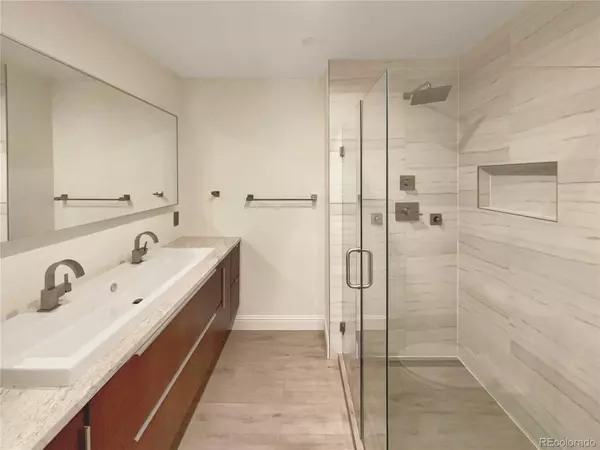 Centennial, CO 80122,7041 S Franklin ST