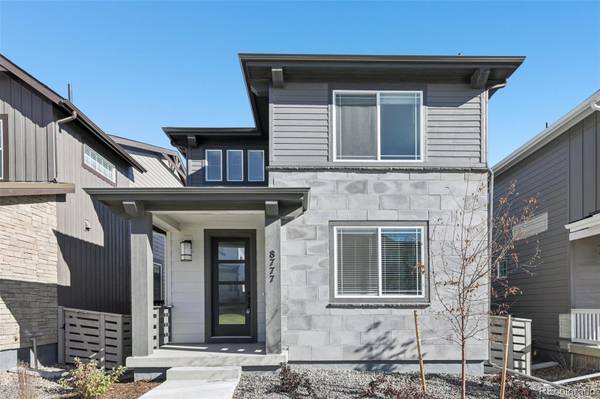 8777 Whiteclover ST, Littleton, CO 80125