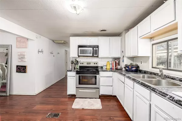 1809 Crystal ST, Aurora, CO 80011