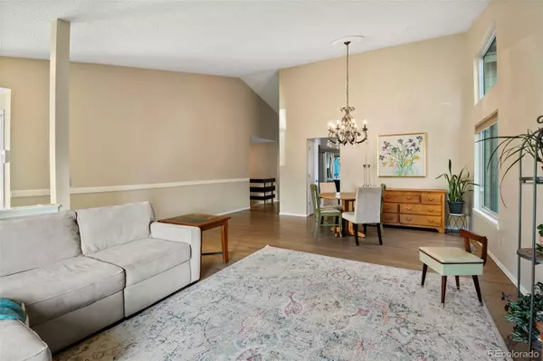 Arvada, CO 80005,8482 Oak ST