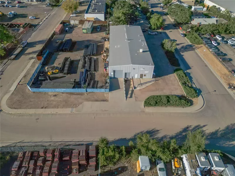 881 E 57th AVE, Denver, CO 80216
