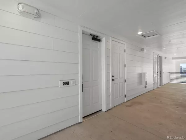 Denver, CO 80249,6153 N Ceylon ST #307