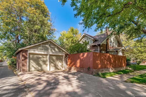 Denver, CO 80207,2203 Bellaire ST