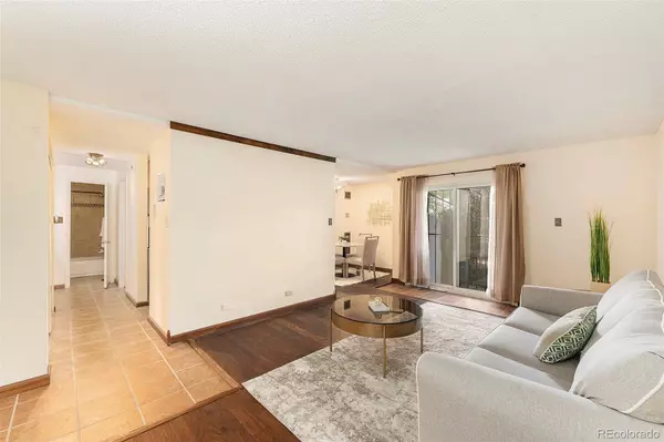 Denver, CO 80222,2375 S Linden CT #118