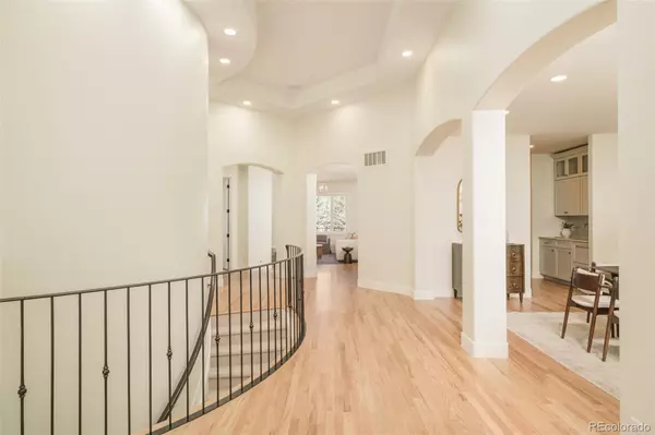 Greenwood Village, CO 80121,1 Silver Fox DR