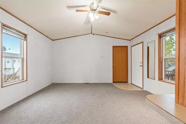 Golden, CO 80401,75 W 4th AVE
