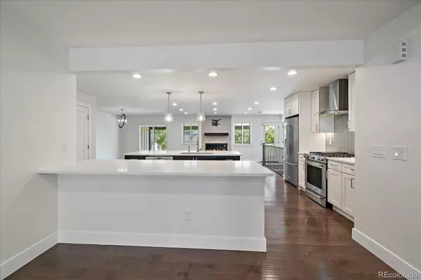 Denver, CO 80222,3040 S Dexter WAY