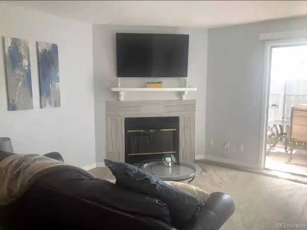 Thornton, CO 80260,9463 Lou