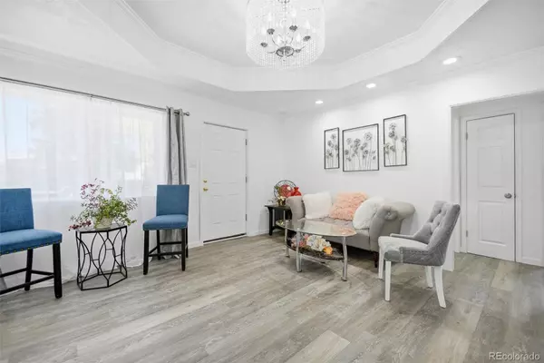 Denver, CO 80219,1910 S Knox CT