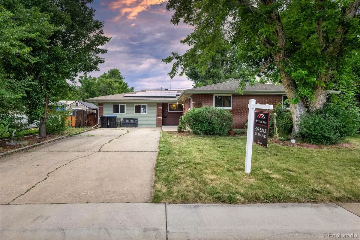 Arvada, CO 80004,6077 Flower ST