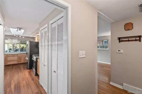 Arvada, CO 80004,6077 Flower ST