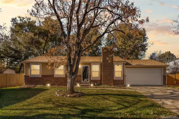 5881 S Parfet ST, Littleton, CO 80127