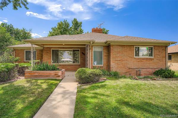 3045 N Monaco Pkwy, Denver, CO 80207