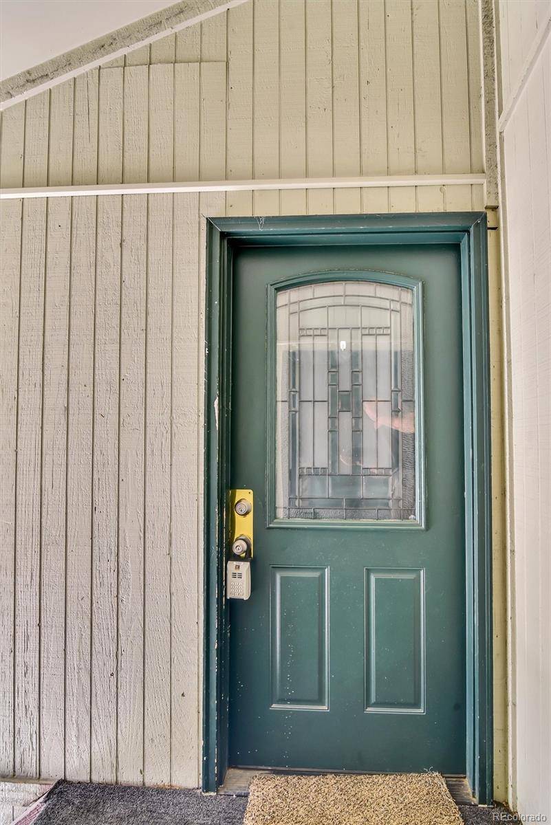 Denver, CO 80247,10150 E Virginia AVE #14-207