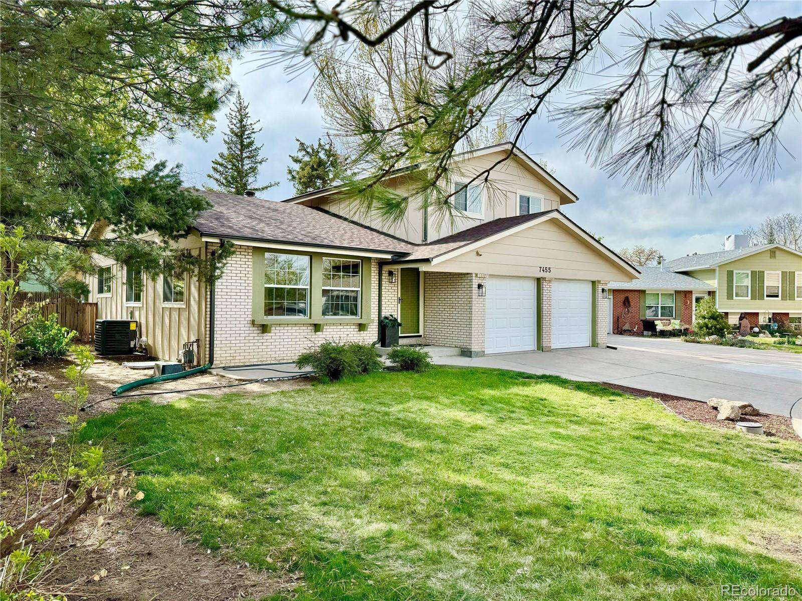 7455 Holland CT, Arvada, CO 80005