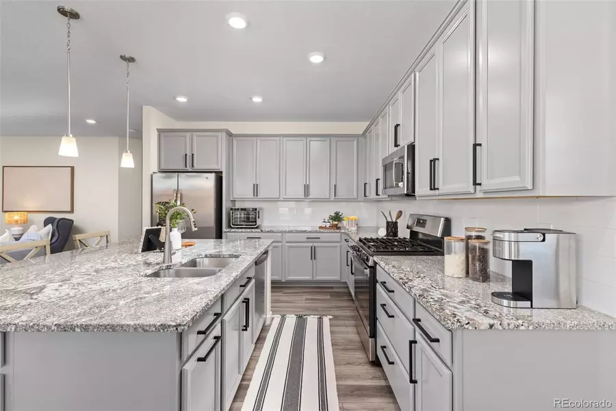 1061 S De Gaulle CT, Aurora, CO 80018