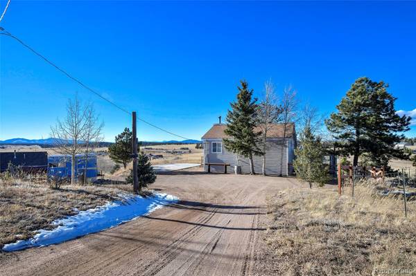 43 Ridge CIR, Divide, CO 80814