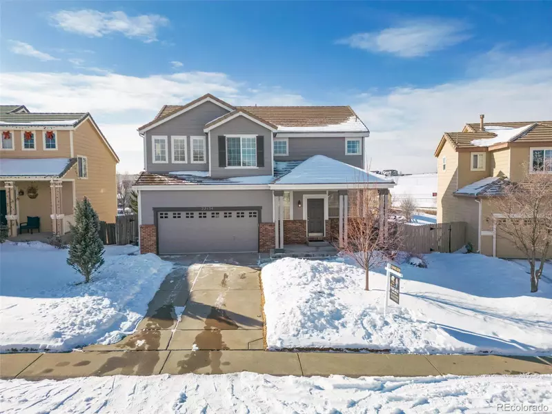 22134 E Belleview LN, Aurora, CO 80015