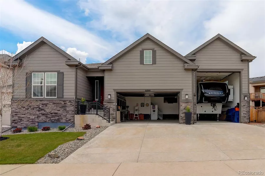 6899 Petunia PL, Castle Rock, CO 80108