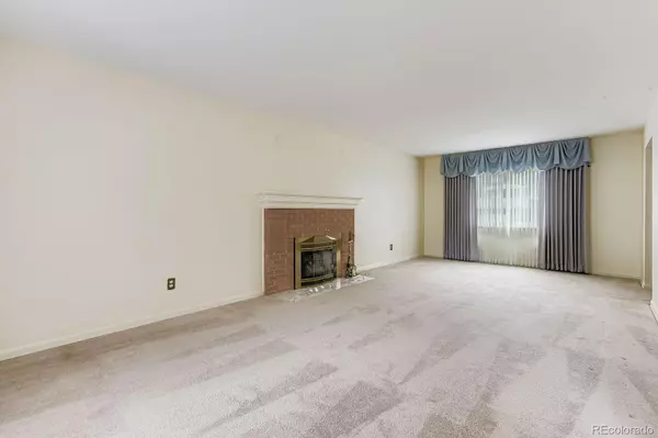 Centennial, CO 80122,6801 S Gilpin CIR