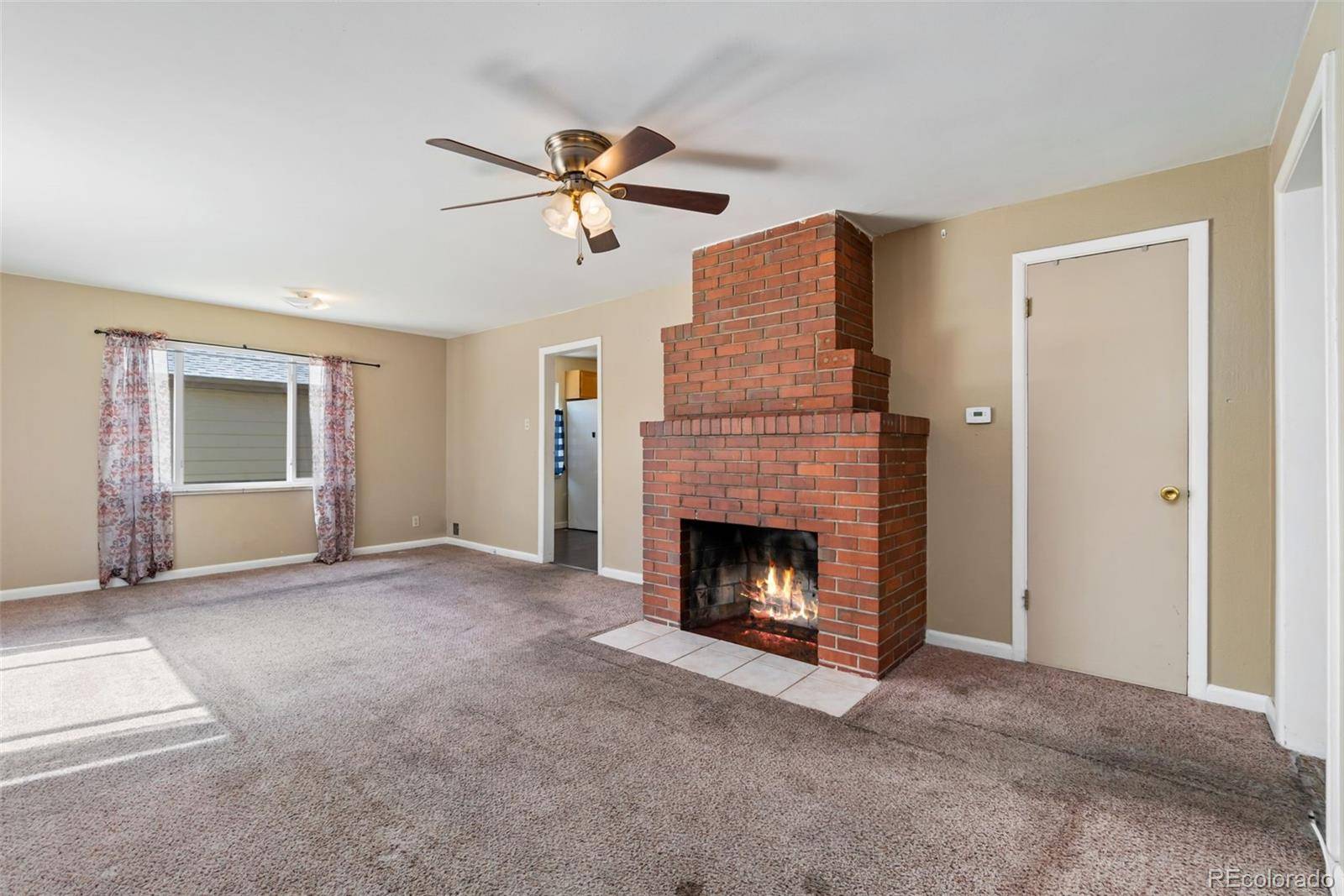 Aurora, CO 80010,1049 Galena ST