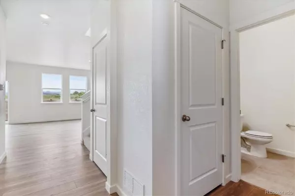 Aurora, CO 80018,27574 E Byers AVE