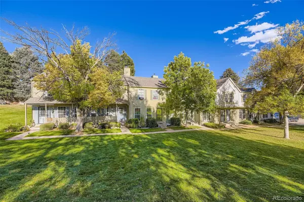 1629 S Ivory CIR #E, Aurora, CO 80017